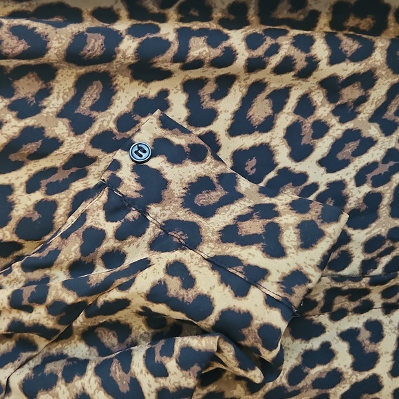 Leopard Print Button-Down Shirt - Picture 4 of 8